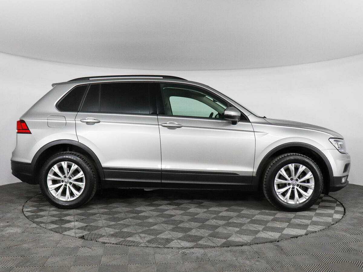 Купить Volkswagen Tiguan с пробегом. Фото: #3