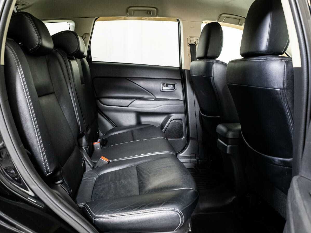 Продажа Б/У Митсубиши Оутлэндер. Фото: #15