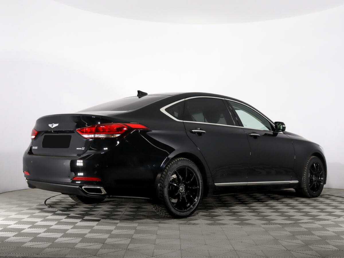Купить Hyundai Genesis с пробегом. Фото: #3