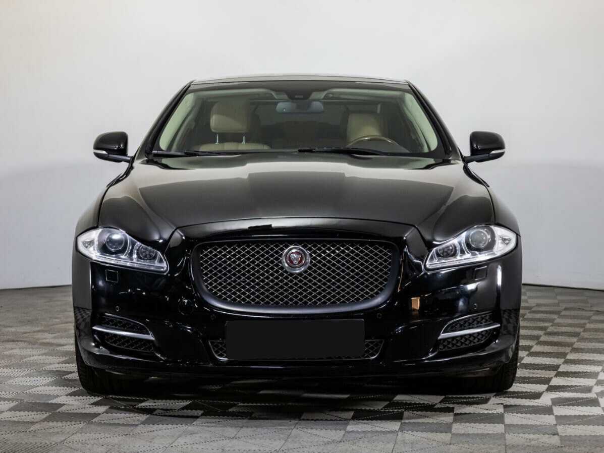 Купить Jaguar XJ с пробегом. Фото: #1