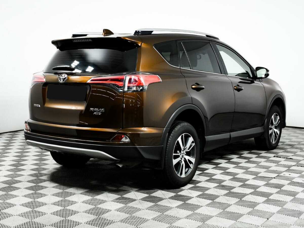 Купить Toyota RAV4 с пробегом. Фото: #4