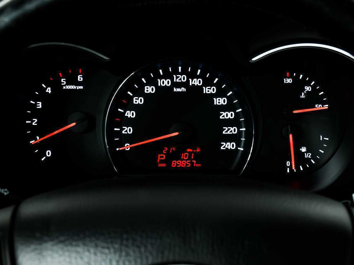 Купить Kia Sorento с пробегом. Фото: #9