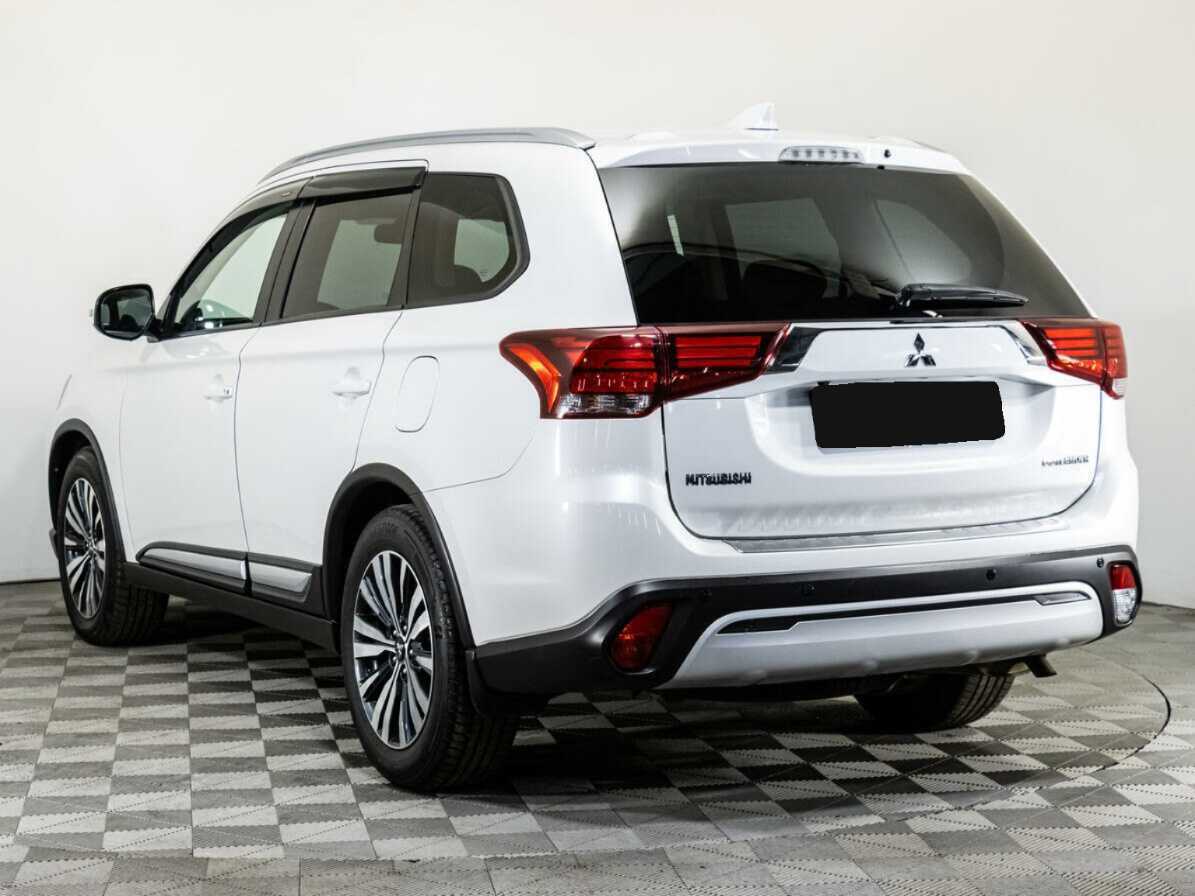 Купить Mitsubishi Outlander с пробегом. Фото: #6