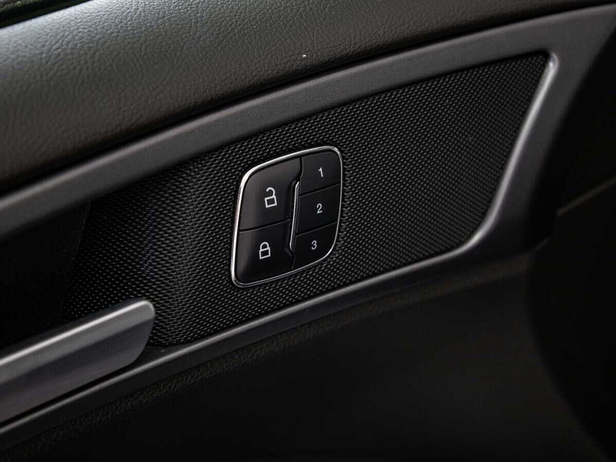 Купить Ford Mondeo с пробегом. Фото: #18