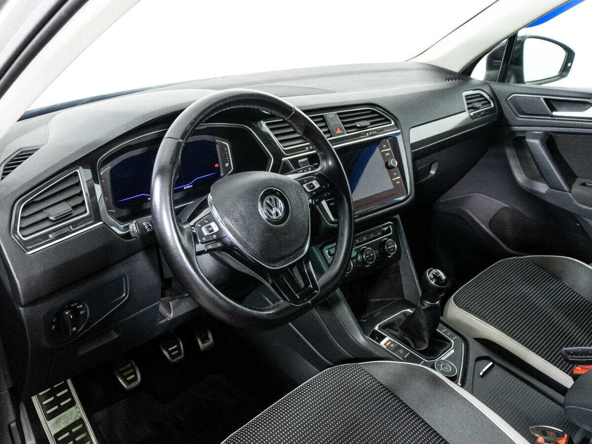 Купить Volkswagen Tiguan с пробегом. Фото: #10