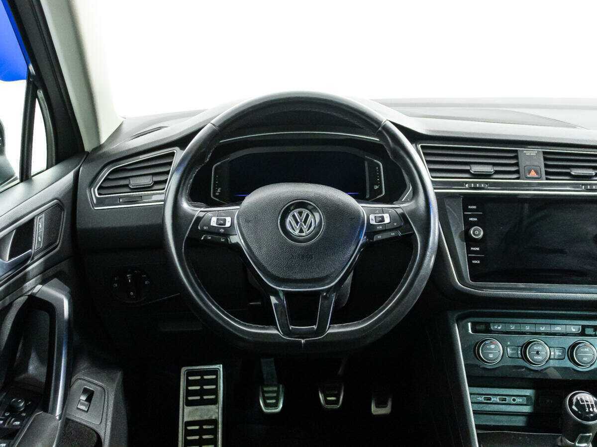 Купить Volkswagen Tiguan с пробегом. Фото: #18