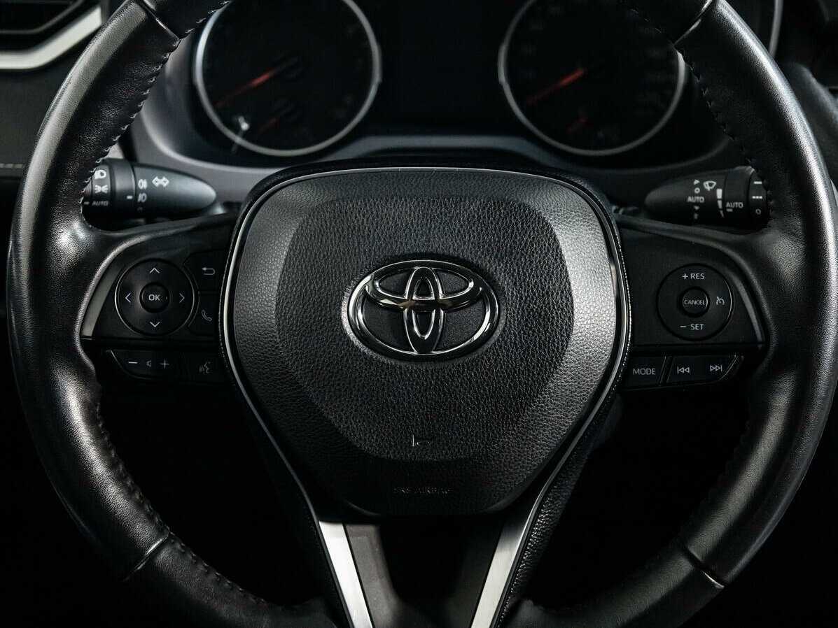 Купить Toyota RAV4 с пробегом. Фото: #13