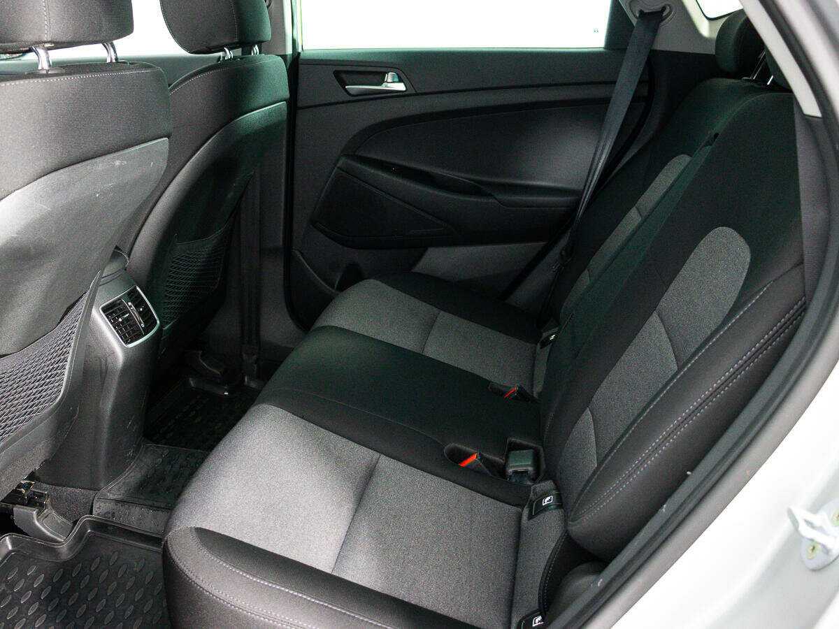 Купить Hyundai Tucson с пробегом. Фото: #10