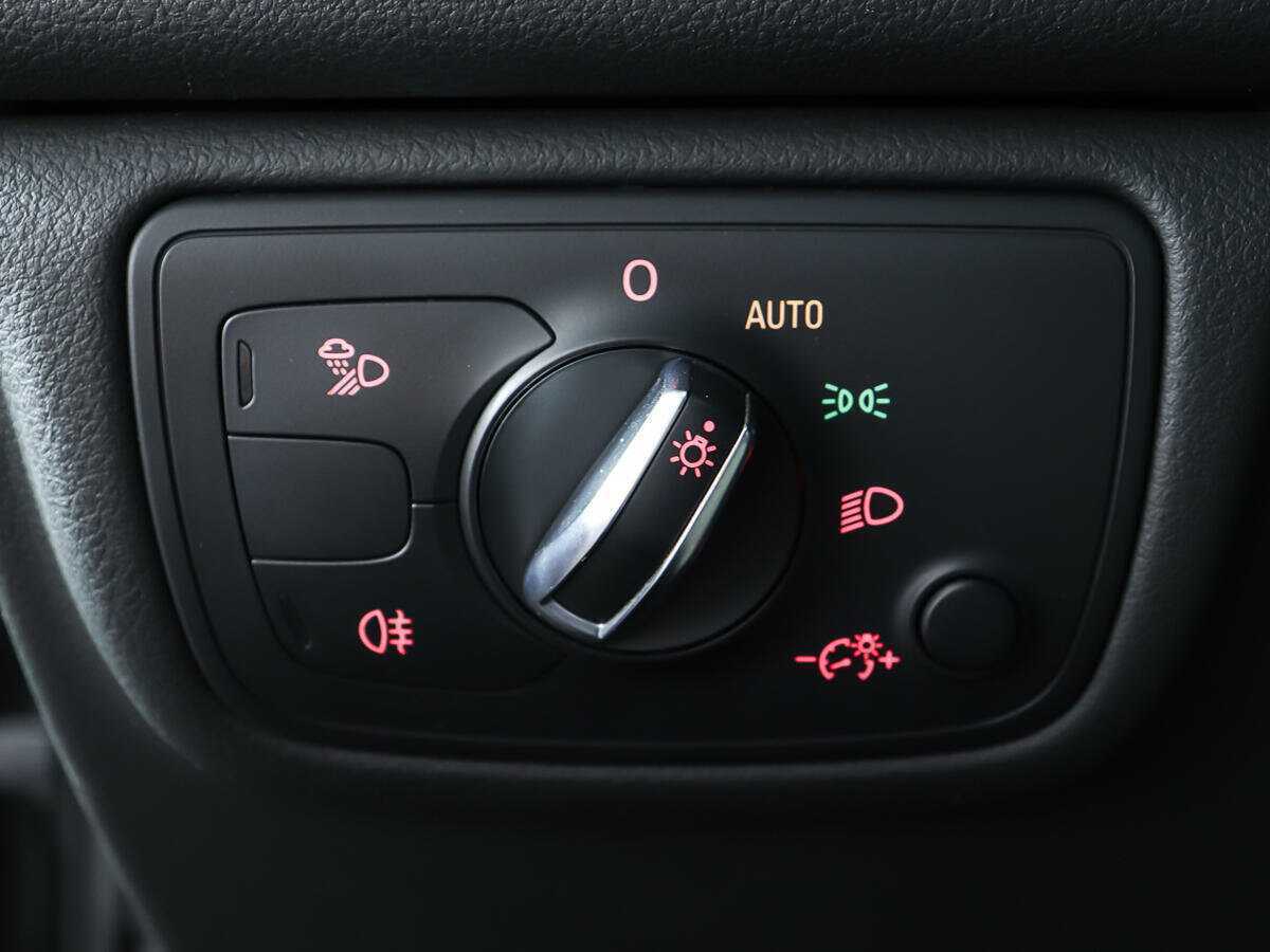 Купить Audi A6 с пробегом. Фото: #18