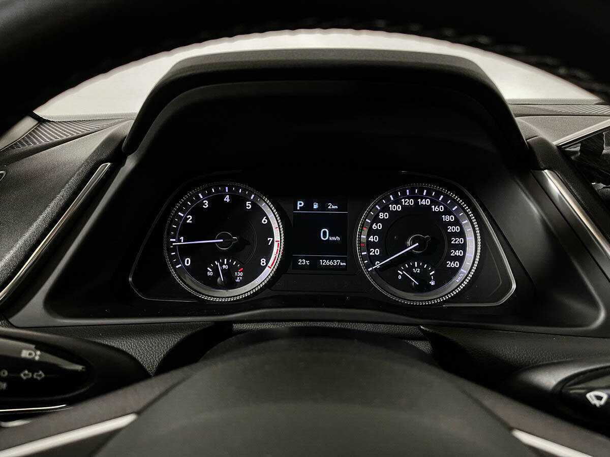 Купить Hyundai Sonata с пробегом. Фото: #10