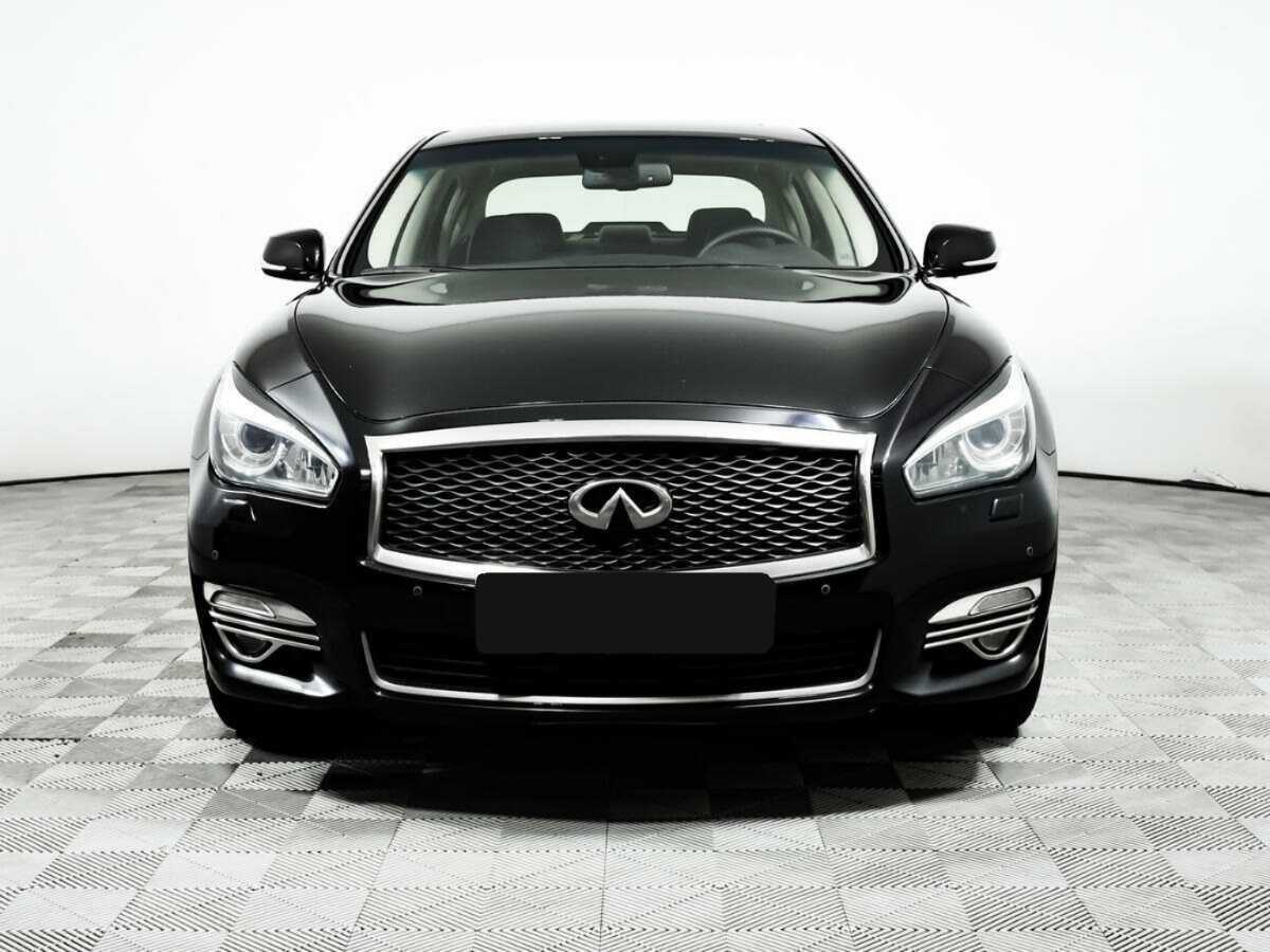 Купить Infiniti Q70 с пробегом. Фото: #1