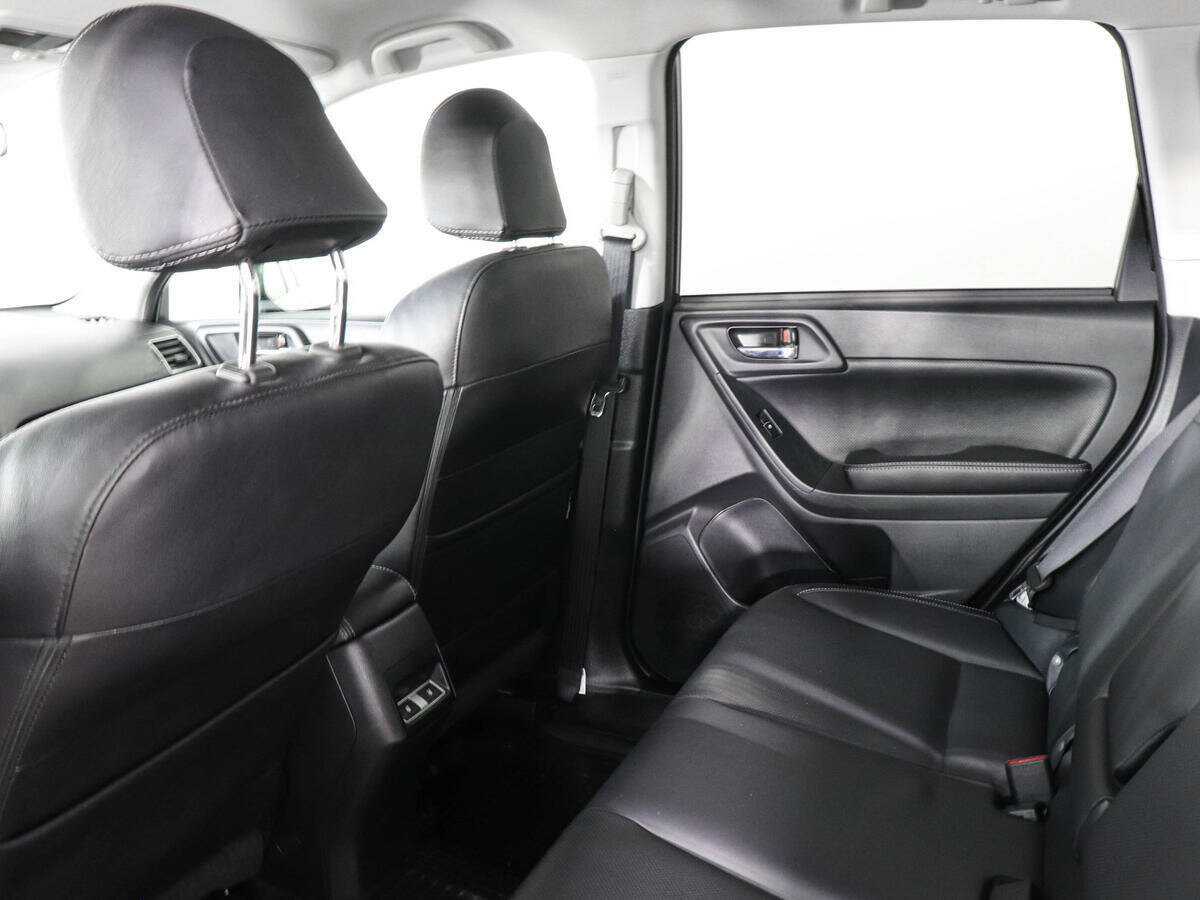 Купить Subaru Forester с пробегом. Фото: #11