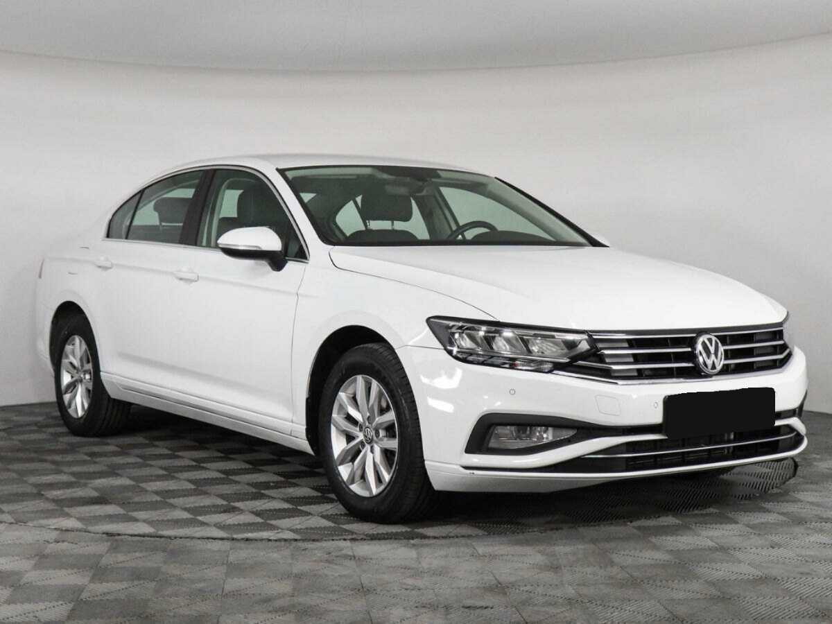 Купить Volkswagen Passat с пробегом. Фото: #2