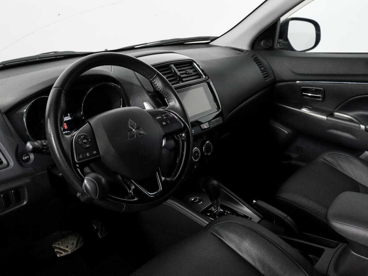 Купить Mitsubishi ASX с пробегом. Фото: #8