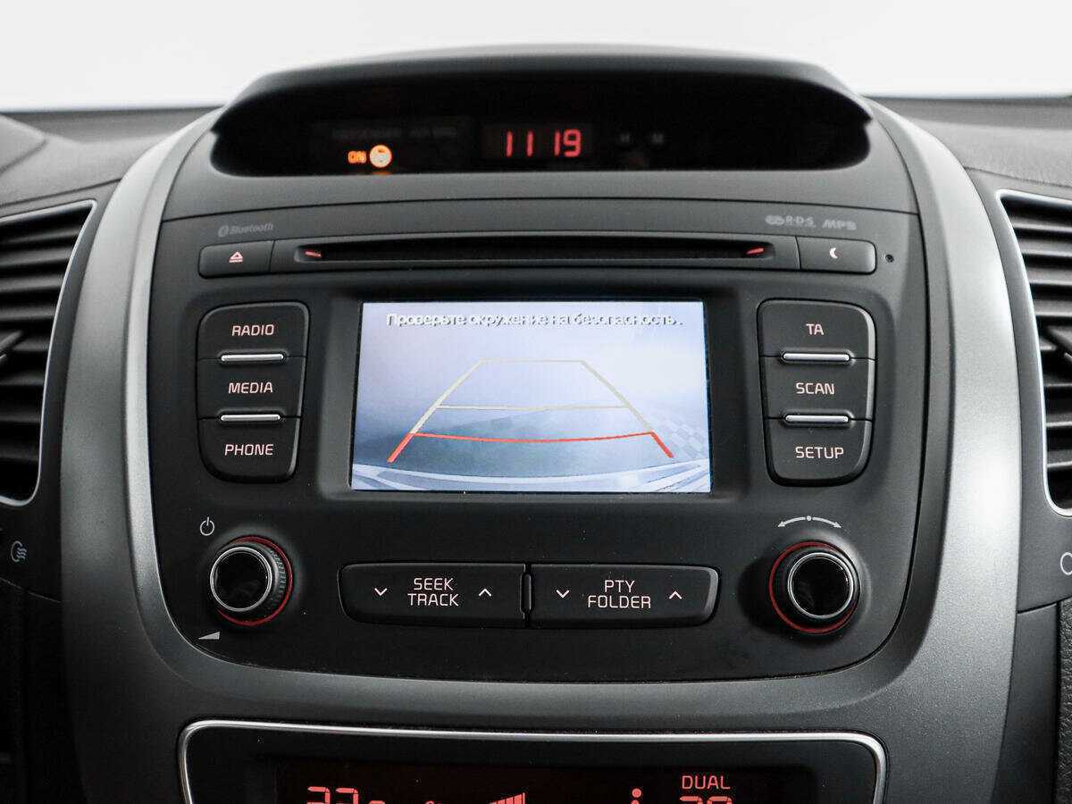 Купить Kia Sorento с пробегом. Фото: #17