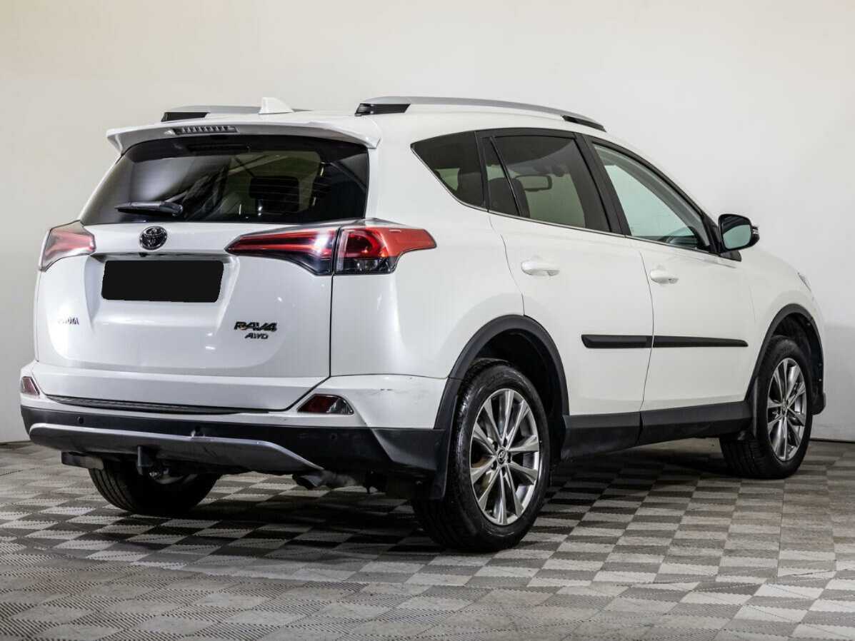 Купить Toyota RAV4 с пробегом. Фото: #3