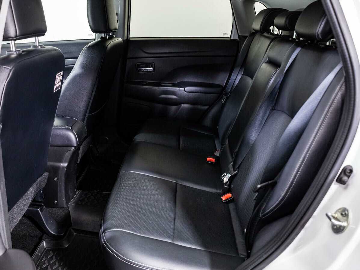 Продажа Б/У Митсубиши АС-Икс. Фото: #9