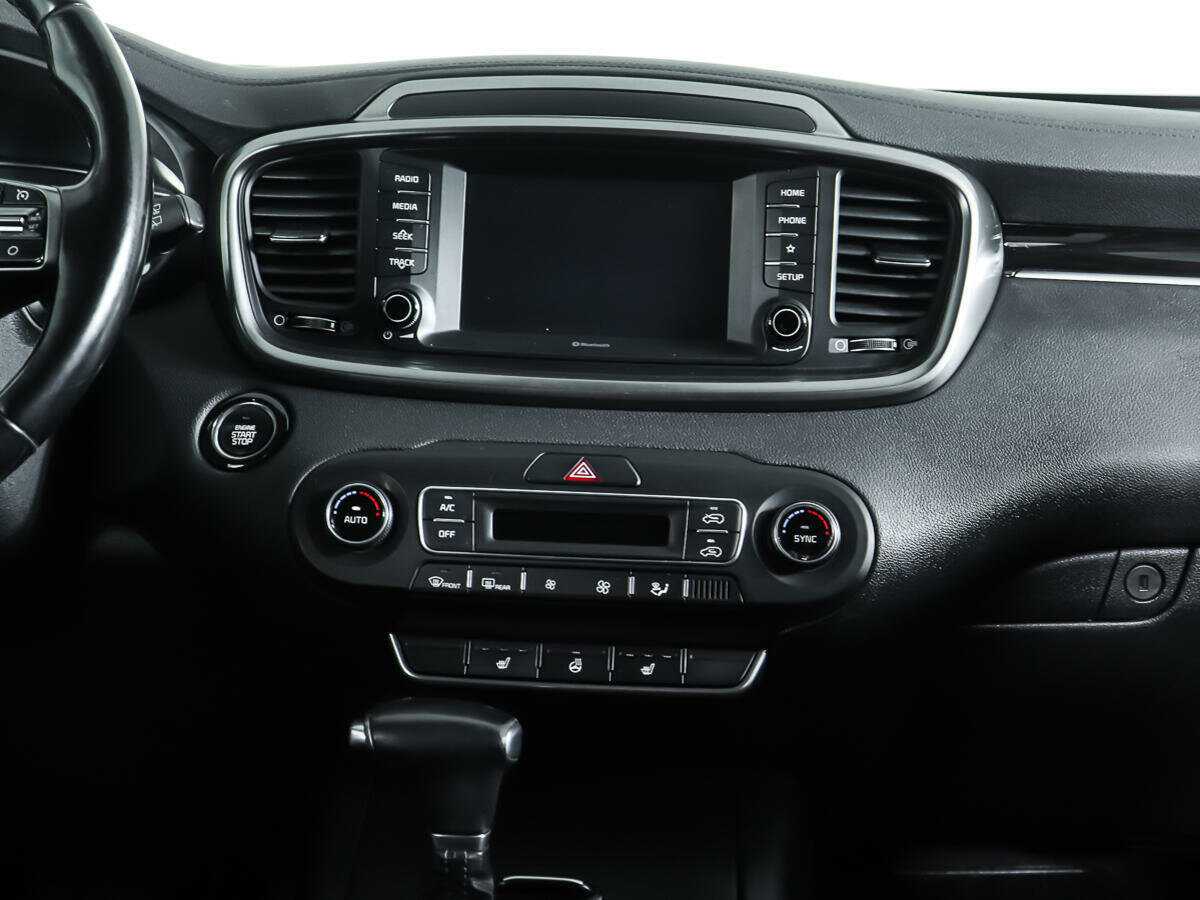 Купить Kia Sorento с пробегом. Фото: #10