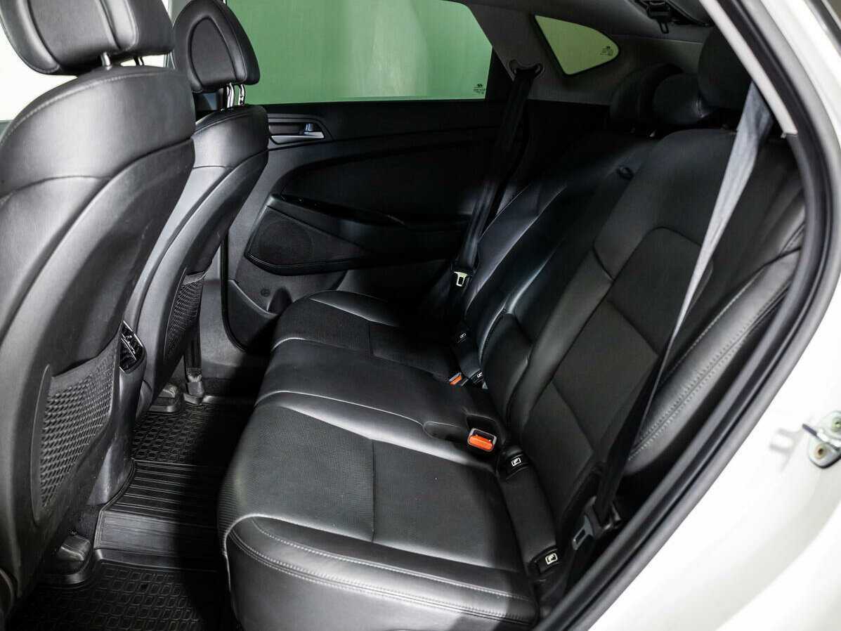 Купить Hyundai Tucson с пробегом. Фото: #8