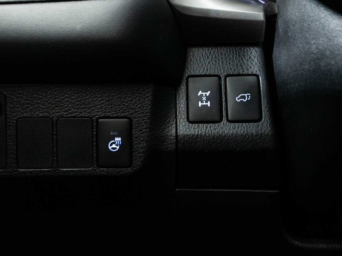 Купить Toyota RAV4 с пробегом. Фото: #18