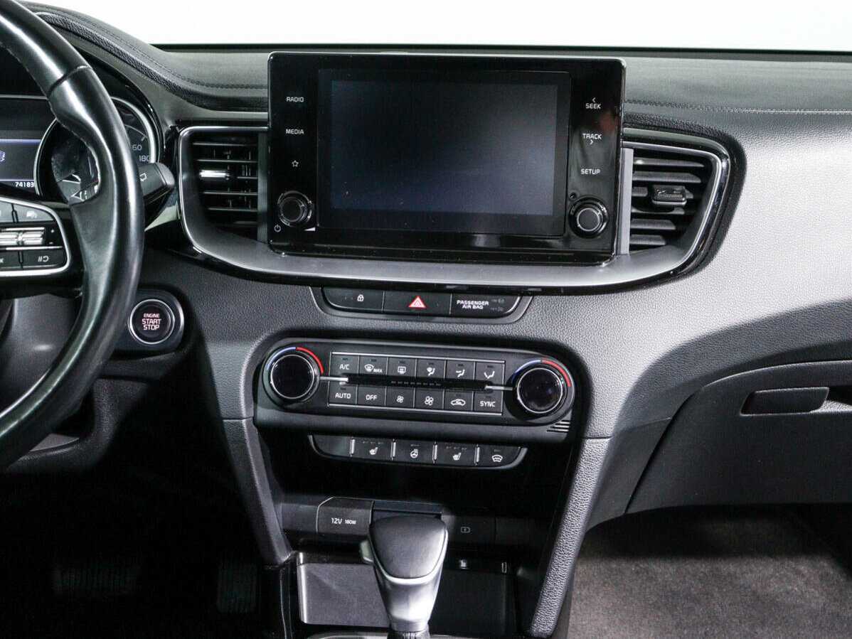 Купить Kia Ceed с пробегом. Фото: #12