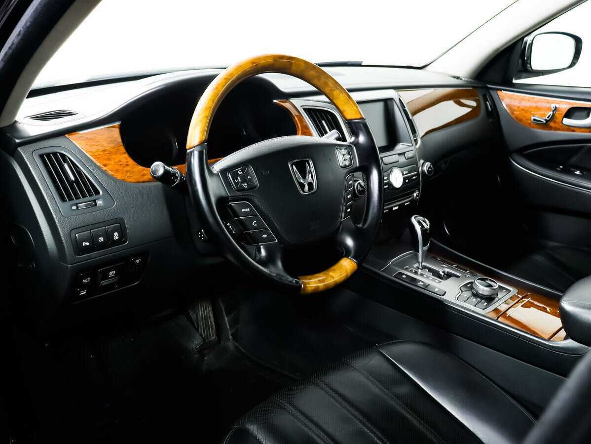Купить Hyundai Equus с пробегом. Фото: #10