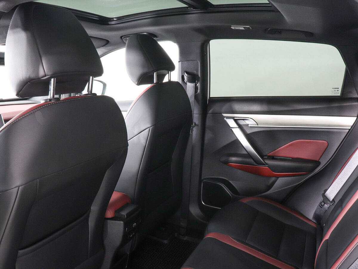 Купить Geely Coolray с пробегом. Фото: #11