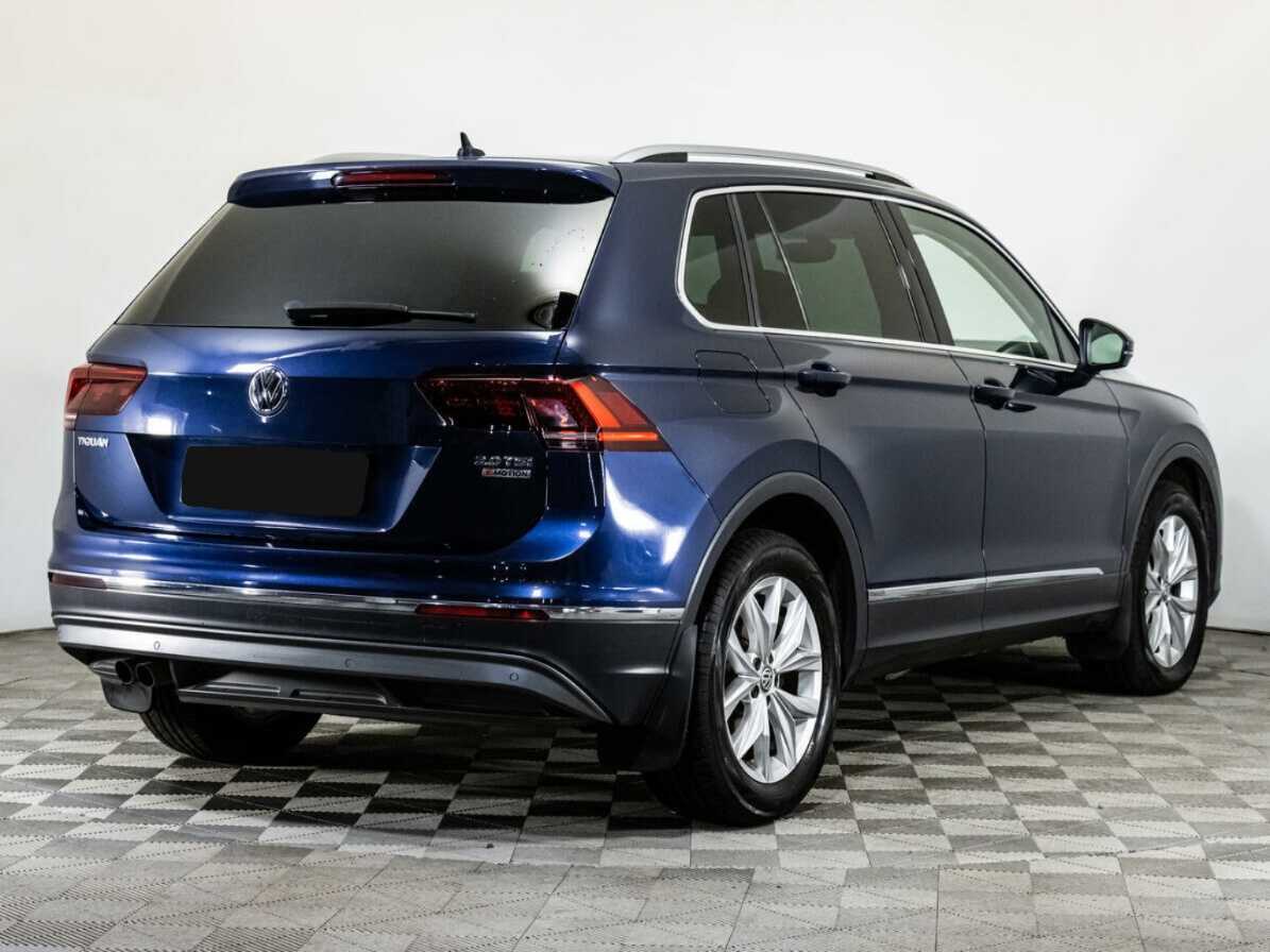 Купить Volkswagen Tiguan с пробегом. Фото: #4