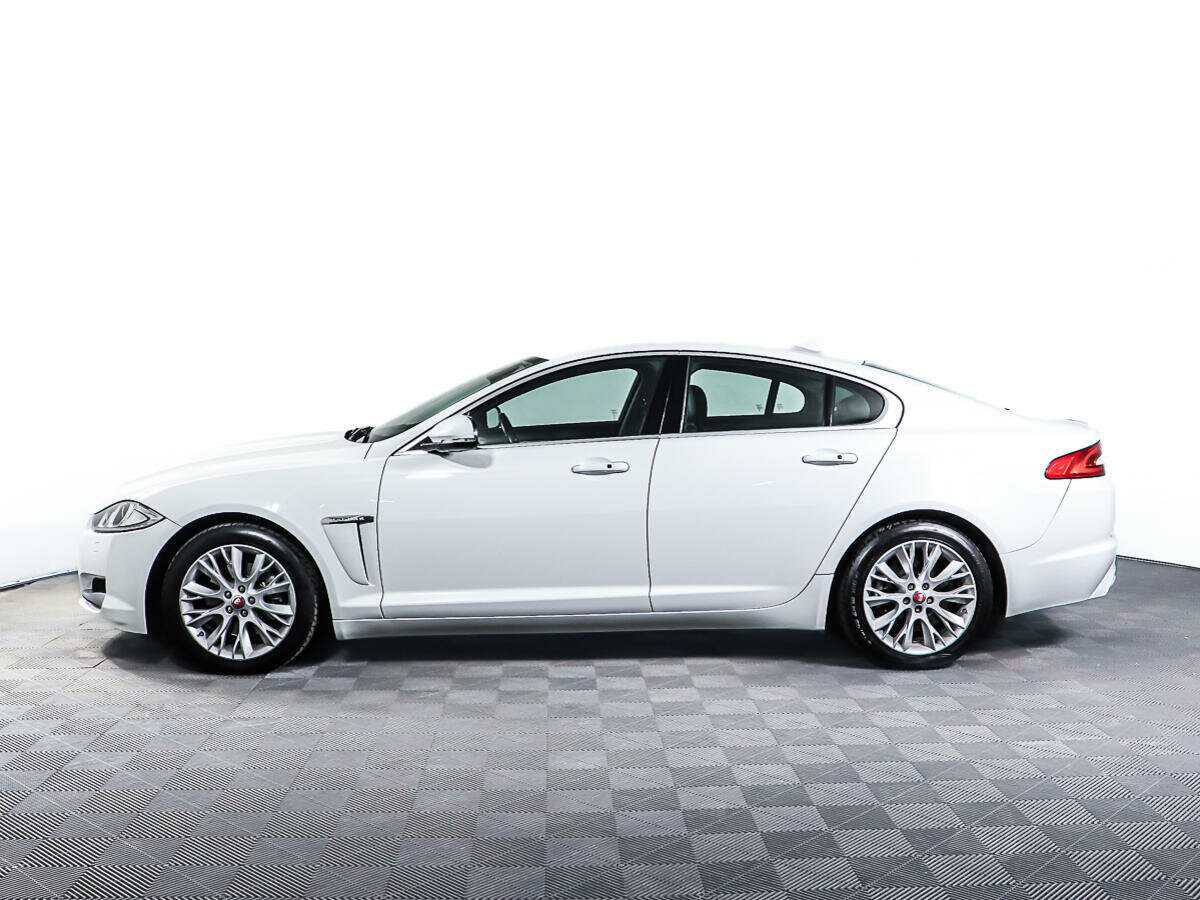 Купить Jaguar XF с пробегом. Фото: #7
