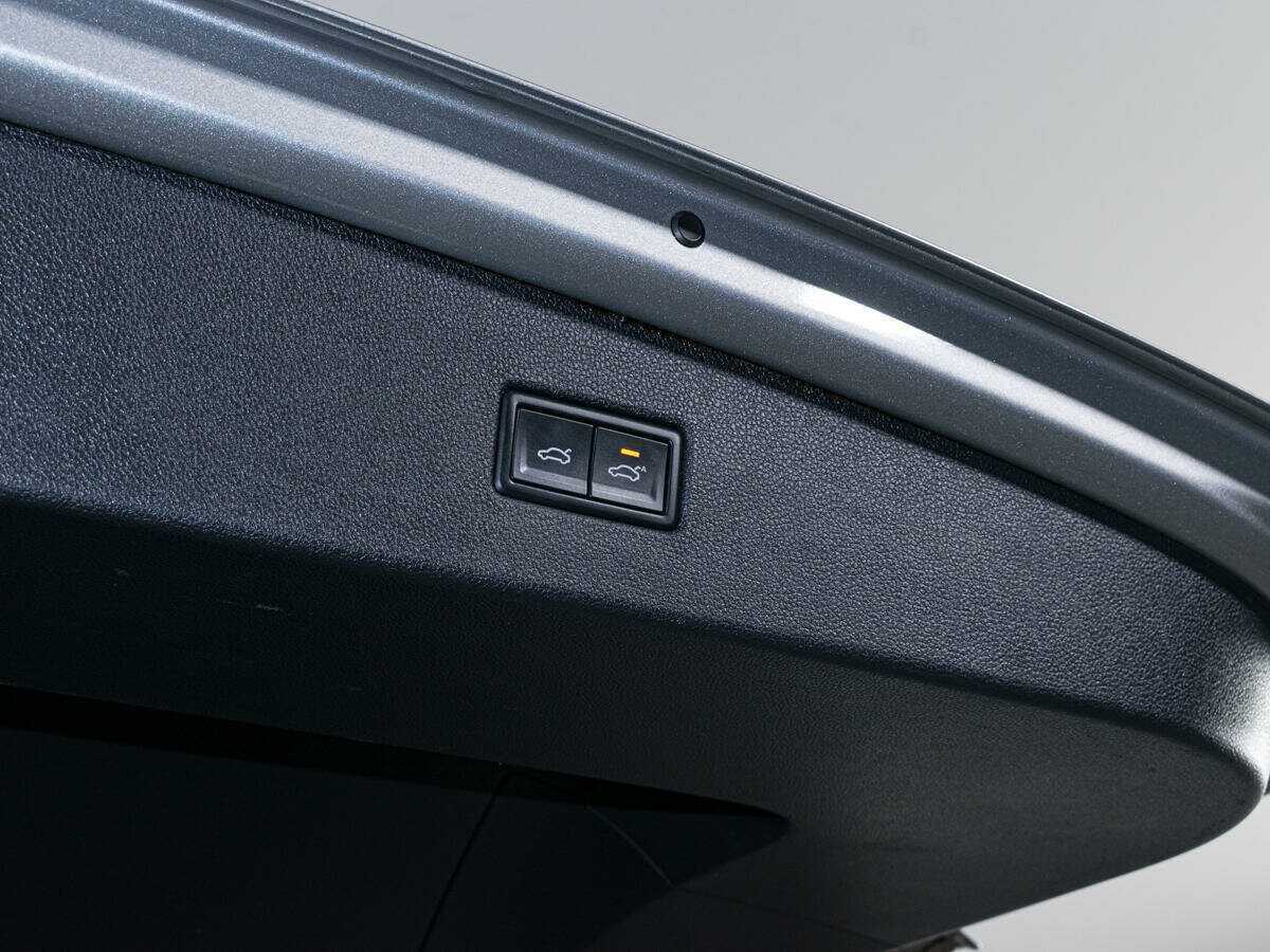 Купить Volkswagen Tiguan с пробегом. Фото: #6