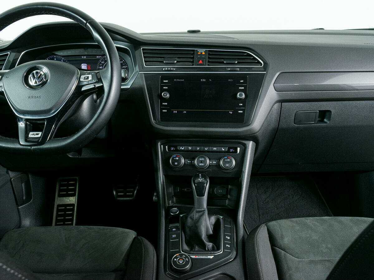 Купить Volkswagen Tiguan с пробегом. Фото: #8