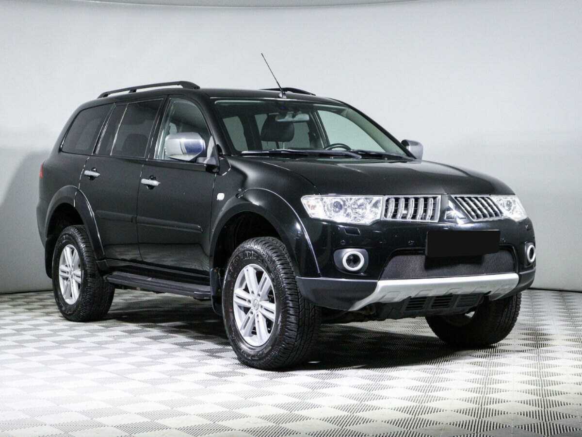 Купить Mitsubishi Pajero Sport с пробегом. Фото: #2