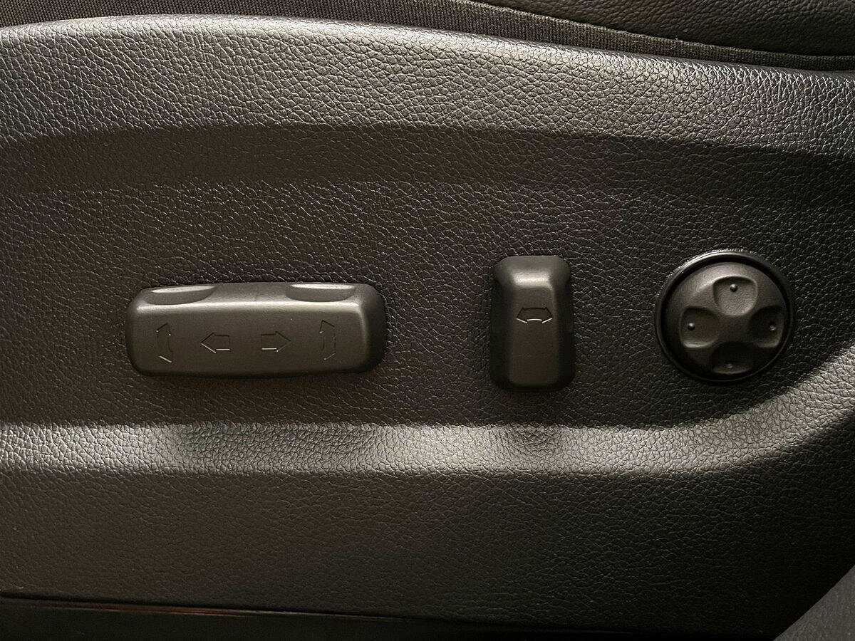 Купить Hyundai Santa Fe с пробегом. Фото: #14