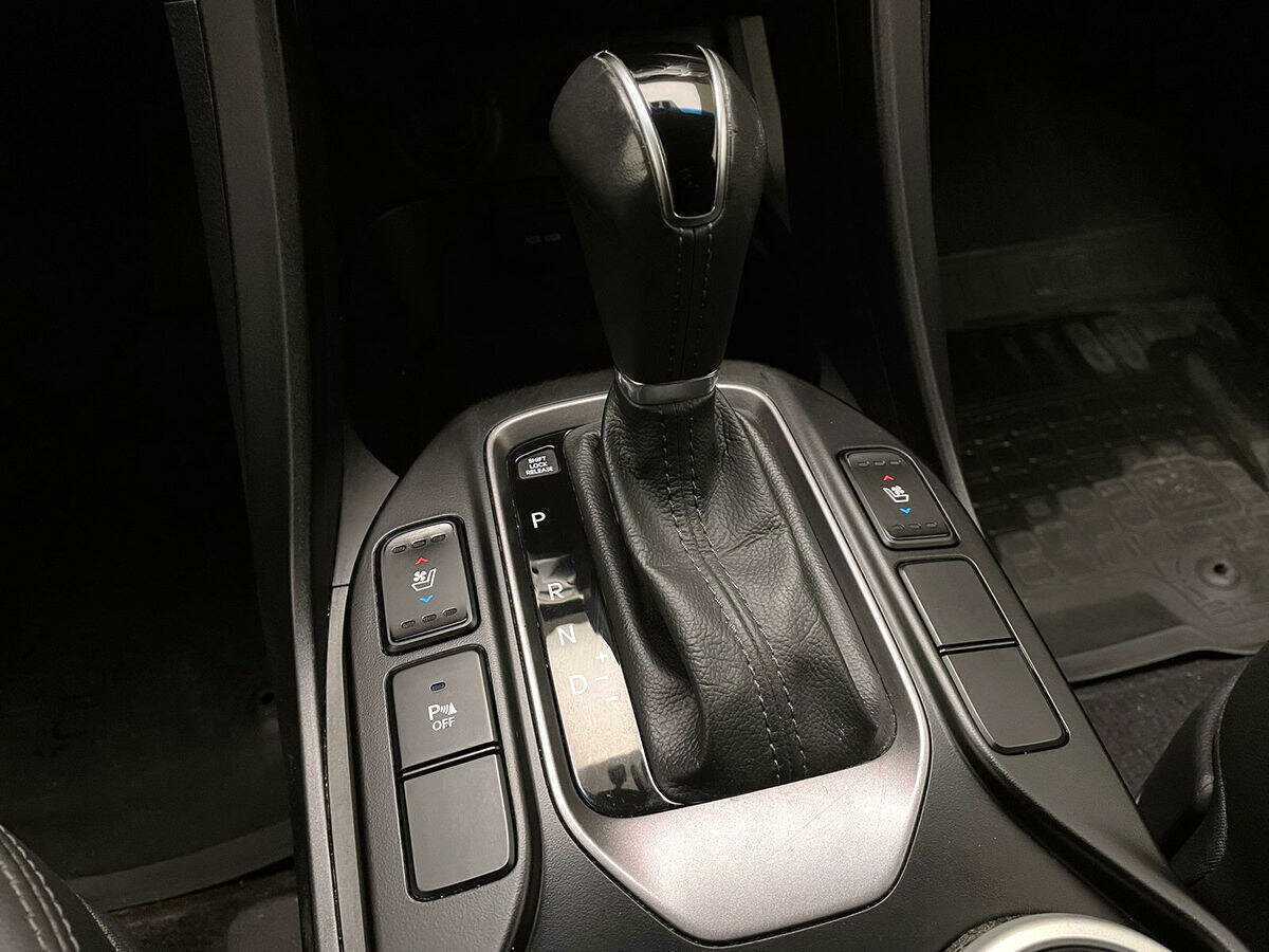 Купить Hyundai Santa Fe с пробегом. Фото: #21