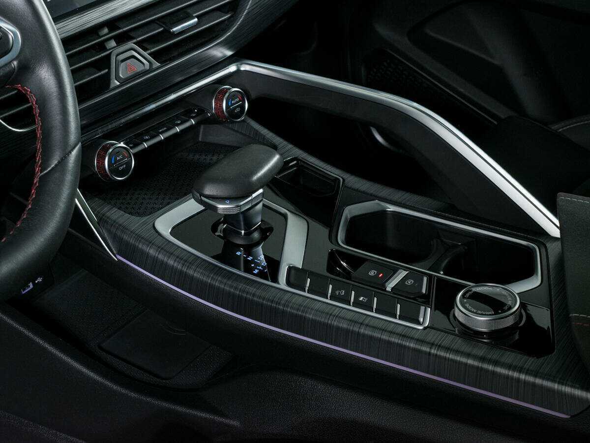 Купить Geely Tugella с пробегом. Фото: #16