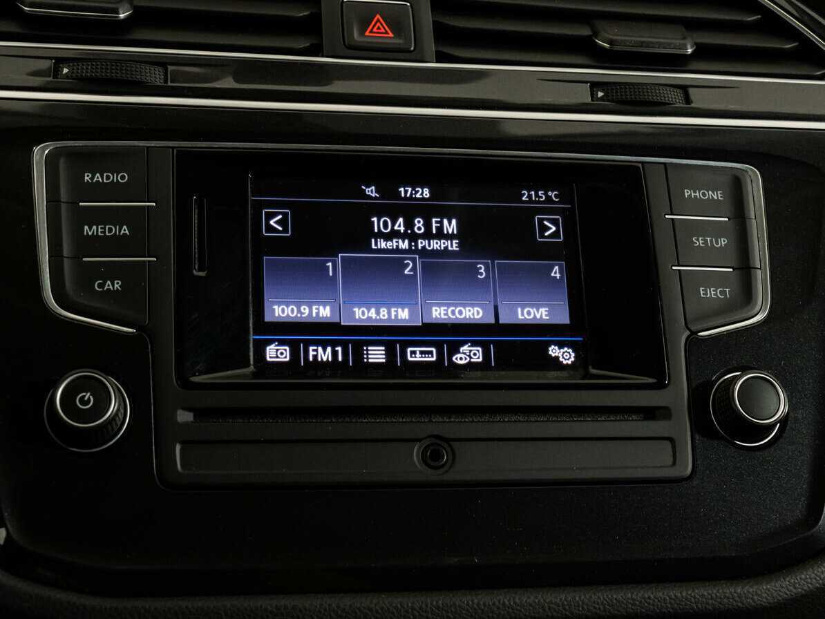 Купить Volkswagen Tiguan с пробегом. Фото: #10