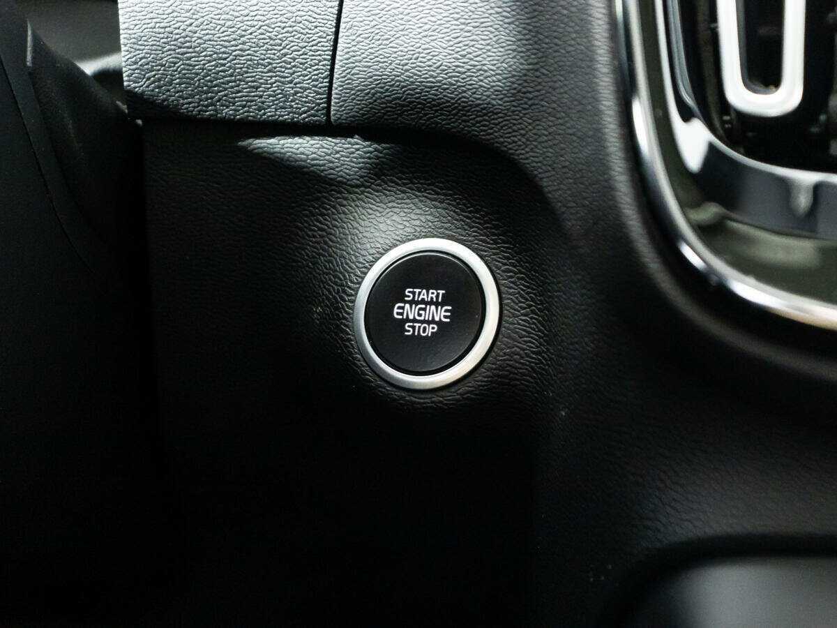 Купить Volvo XC40 с пробегом. Фото: #20