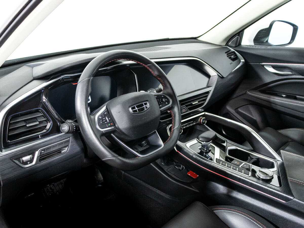 Купить Geely Tugella с пробегом. Фото: #10