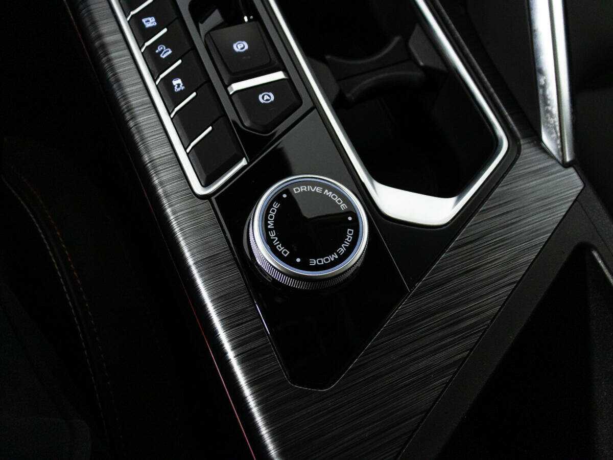 Купить Geely Tugella с пробегом. Фото: #19