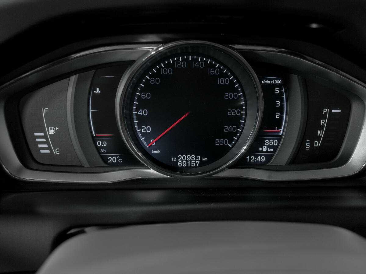Купить Volvo XC60 с пробегом. Фото: #10