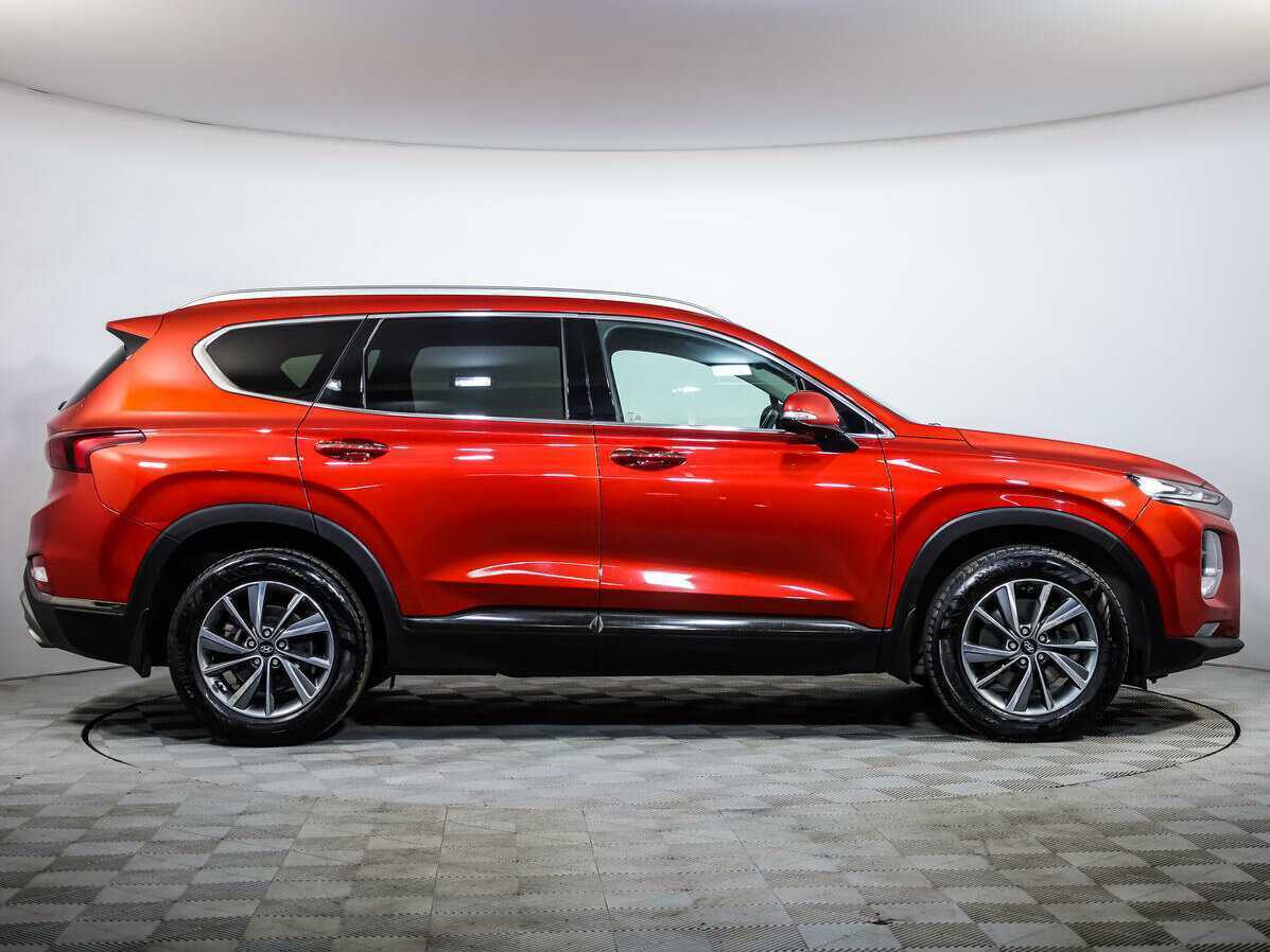Купить Hyundai Santa Fe с пробегом. Фото: #2
