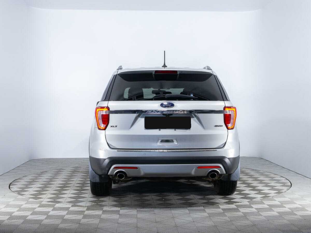 Купить Ford Explorer с пробегом. Фото: #5