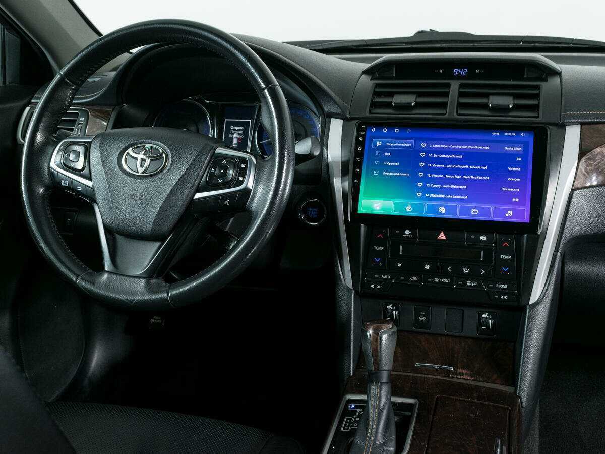Купить Toyota Camry с пробегом. Фото: #8