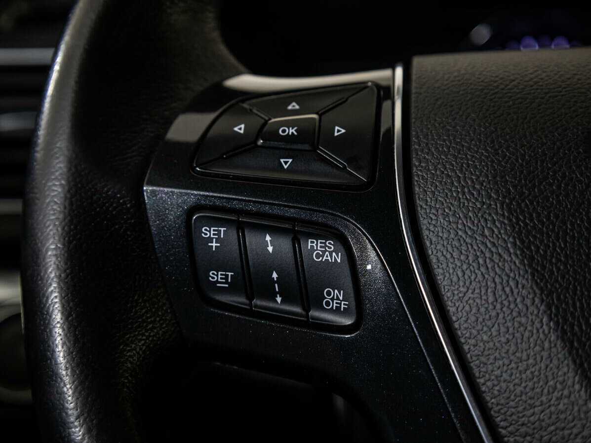 Купить Ford Explorer с пробегом. Фото: #22