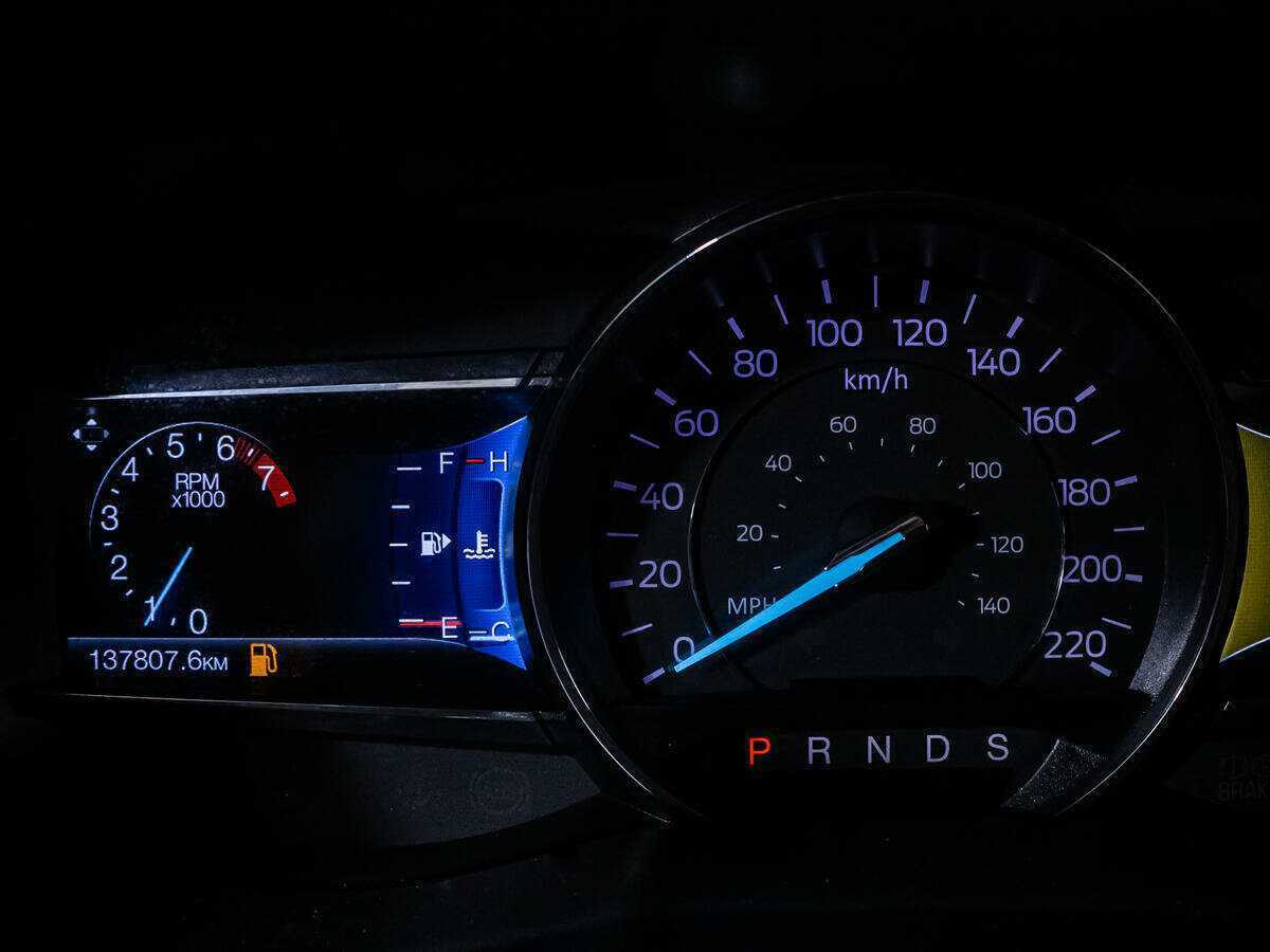 Купить Ford Explorer с пробегом. Фото: #14