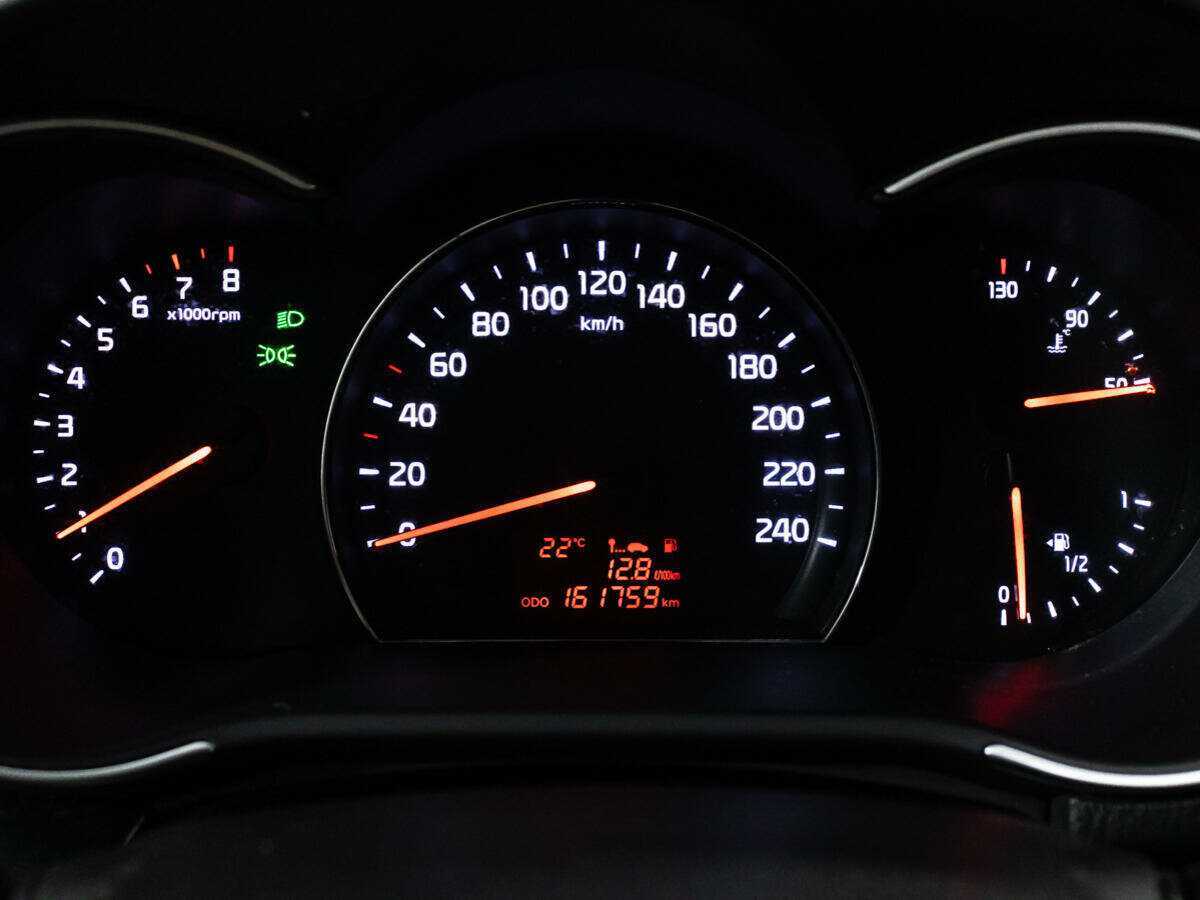 Купить Kia Sorento с пробегом. Фото: #12