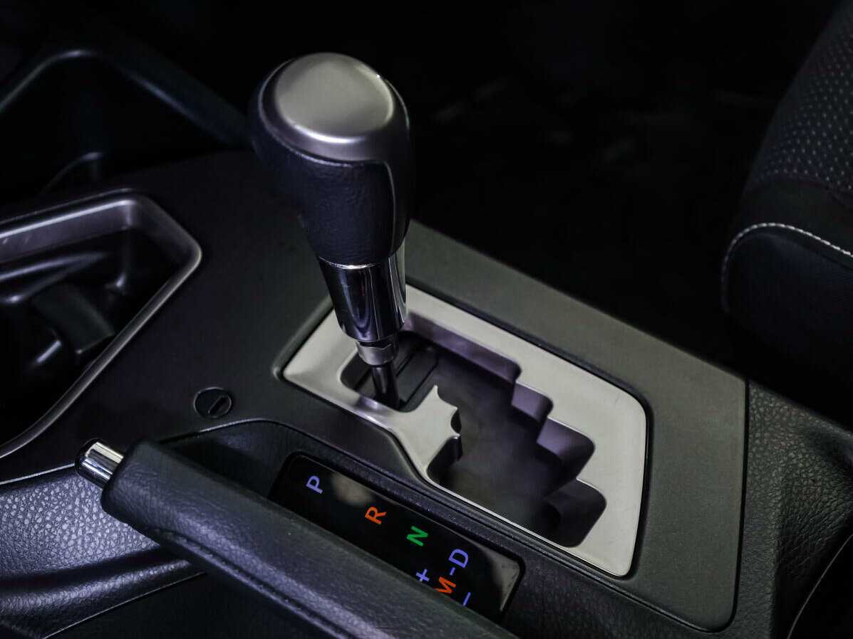 Купить Toyota RAV4 с пробегом. Фото: #14