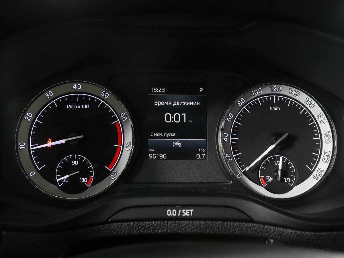 Купить Skoda Karoq с пробегом. Фото: #10