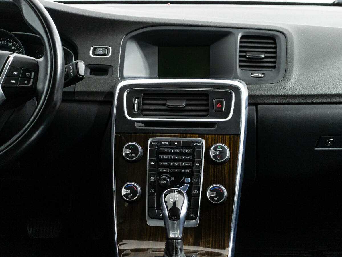 Купить Volvo S60 с пробегом. Фото: #13