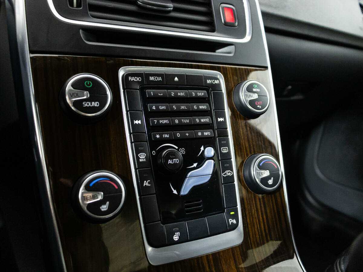 Купить Volvo S60 с пробегом. Фото: #15
